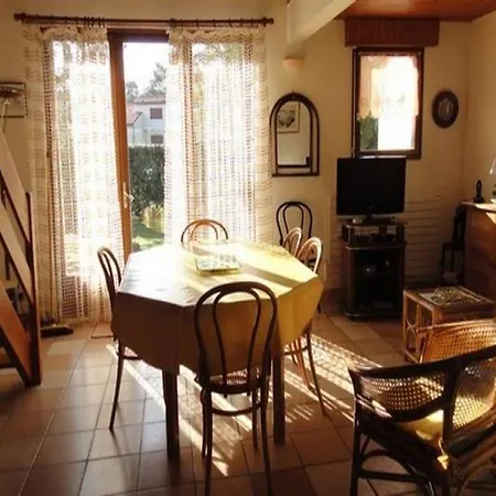 Les Bains 18 Villa *